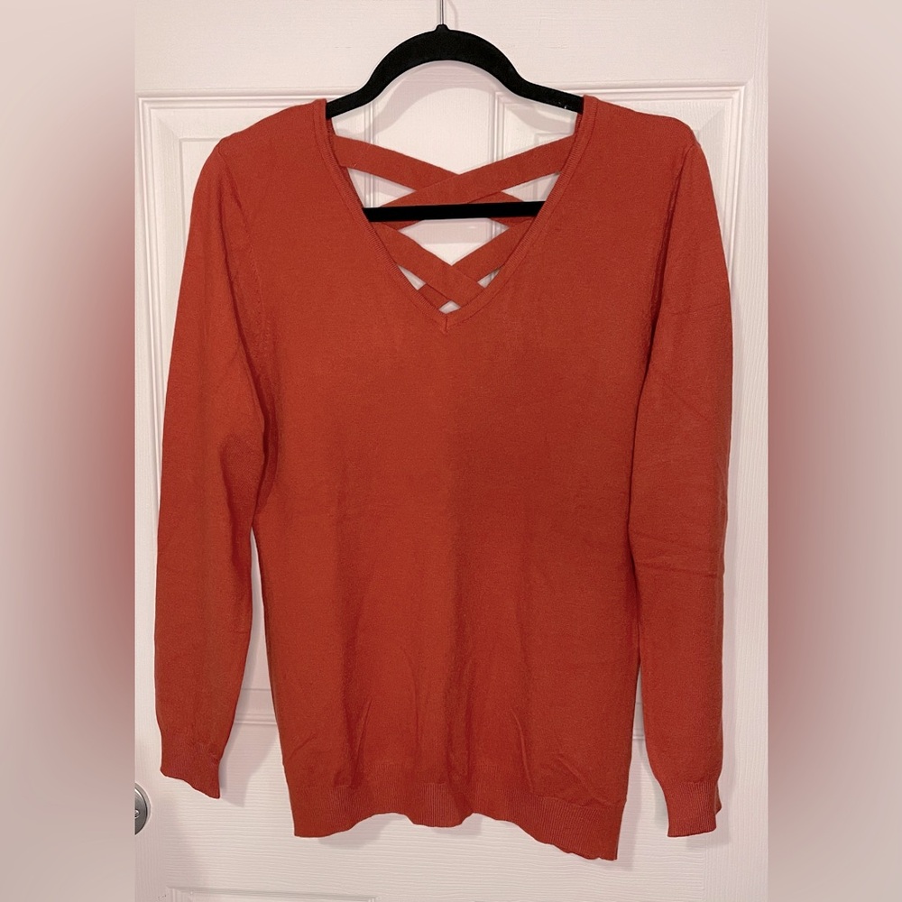 LOVE ELLIE Stitch Fix Pullover Sweater with Criss Cross Back Design Sizes L